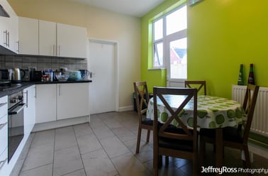 Monthermer Road, Cathays, Cardiff - Image 2